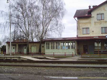 Nádraží a zastávky-Holice v Čechách 4B.jpg